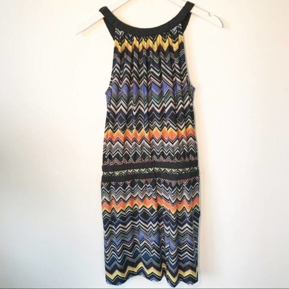 BCBGMaxAzria | Zig Zag Colorful Keyhole Minidress - Picture 4 of 7